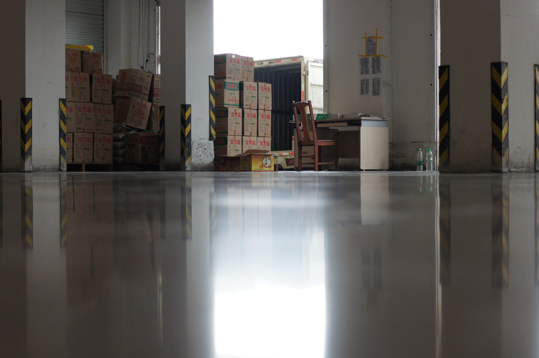 怎樣挑選優(yōu)質(zhì)的混凝土密封固化劑？